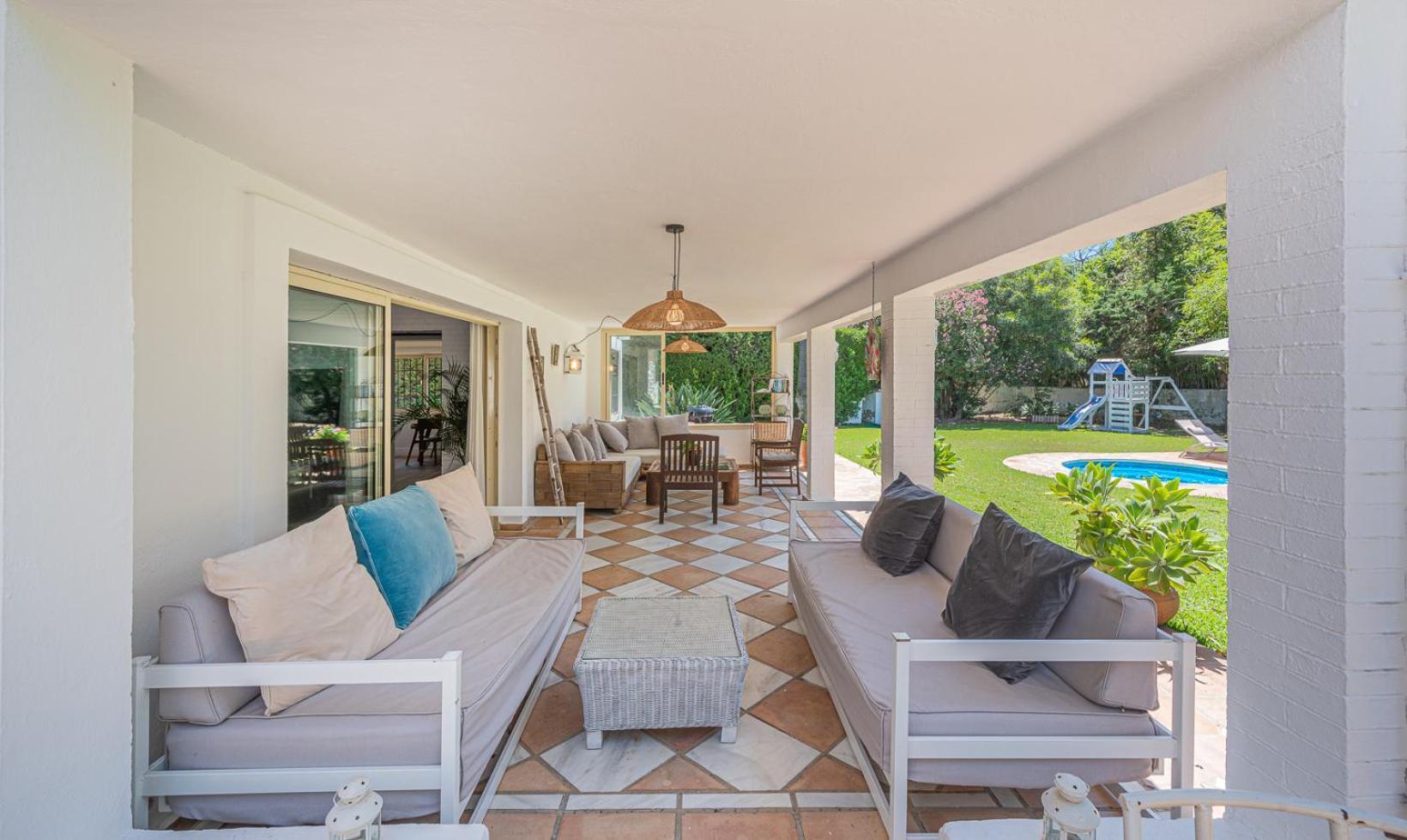 Banus 10 Minutos Villa เอสเตโปนา ภายนอก รูปภาพ